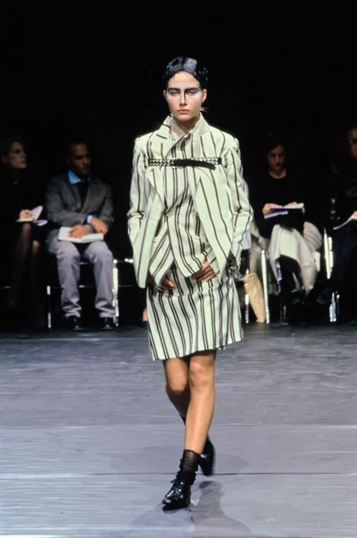 Look 30